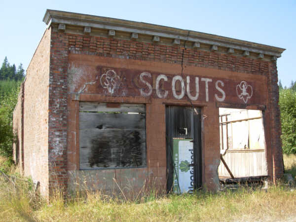 right side 2-story wood structure.