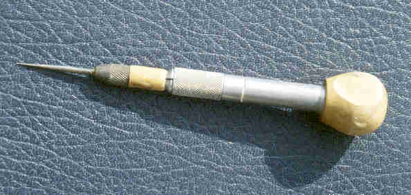 photo of my scribing tool.