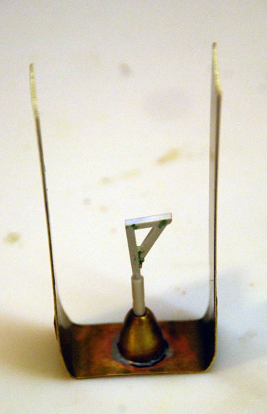 roof bracket in a mold frame 387 x 600