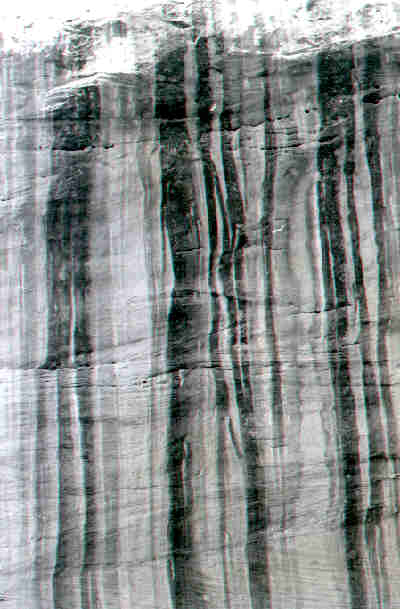 A sandstone wall in Lake Powell.