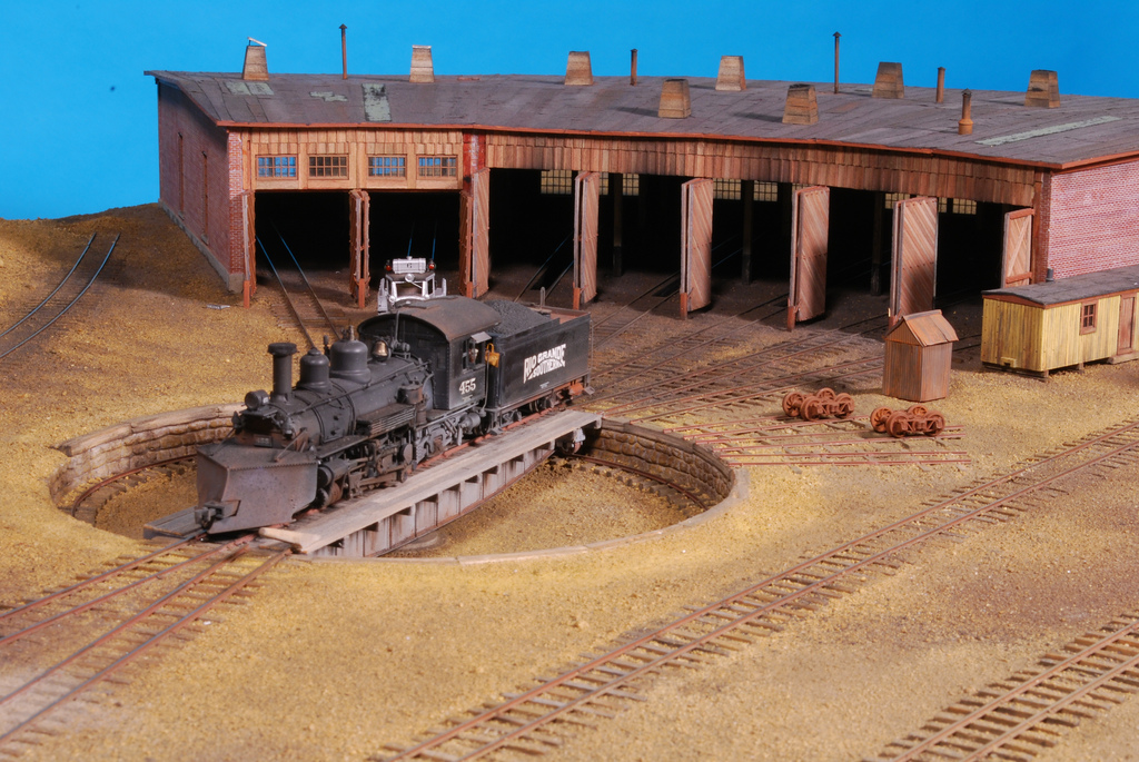 Fine Hydrocal Castings by C. C. Crow - HO Kit - RRHBO 